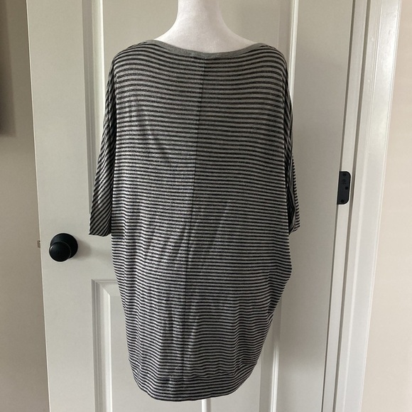 Coldwater Creek XL 16 short dolman sleeve top metallic gray black - Picture 6 of 10